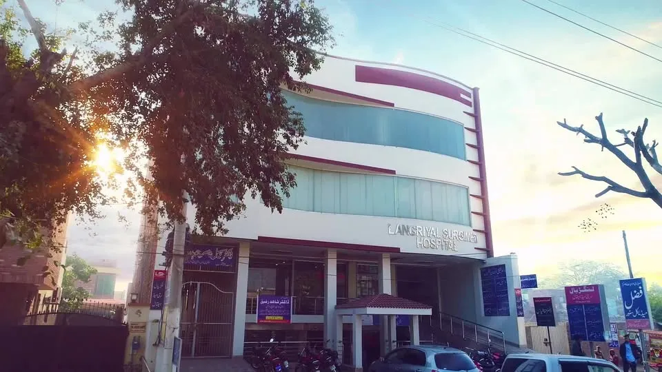 Langriyal Surgimed Hospital Sahiwal cover