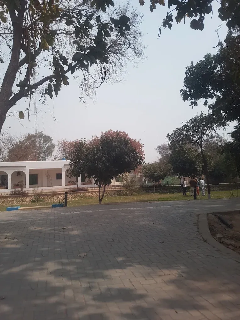 Gallery photo of DPO Office Sahiwal ڈسٹرکٹ پولیس آفیسر ڈی پی او ساہیوال کے دفتر