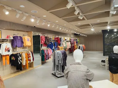 Gallery photo of IShop Sahiwal Galleria Shopping Mall