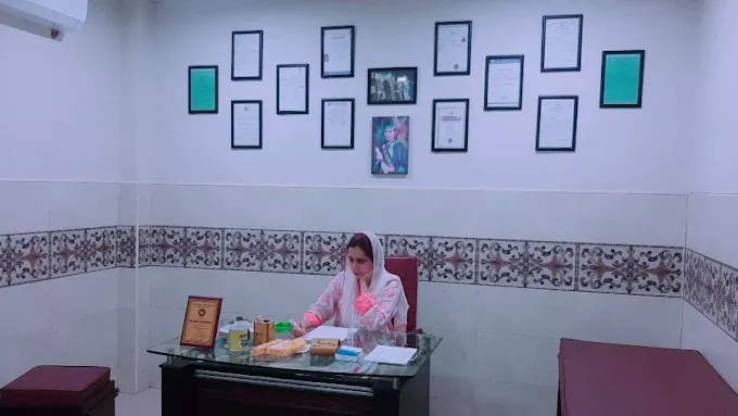 Gallery photo of Dr.Aisha Chaudhry-Skin Specialist (Dermatologist)