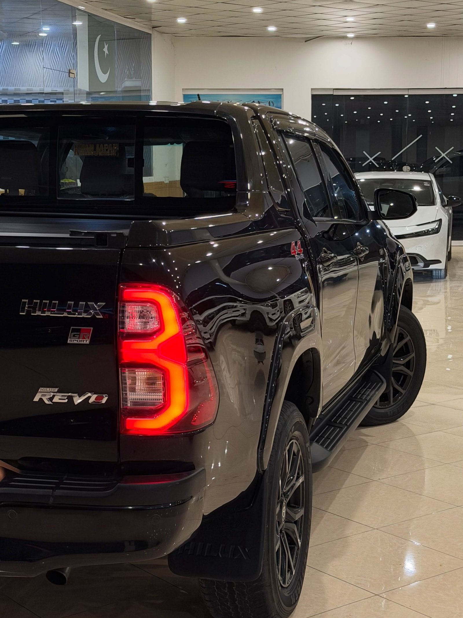 Gallery photo of Khan Japan Motors Sahiwal