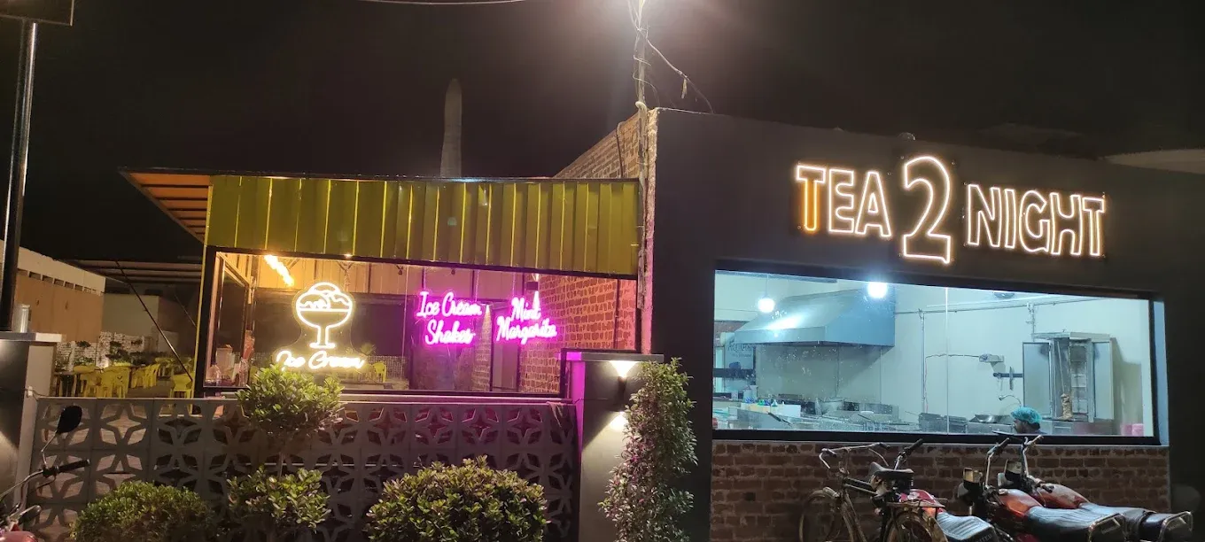 Tea 2 Night logo