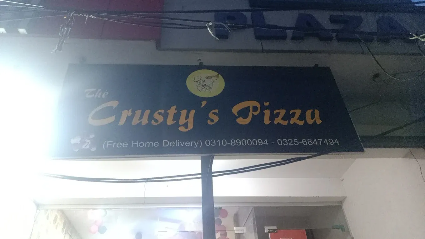 The Crusty's Pizza logo